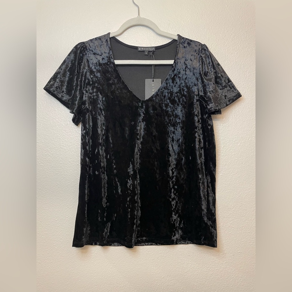 Gibsonlook NWT Elegant Black Velvet‎ V-Neck Top T-shirt Size S